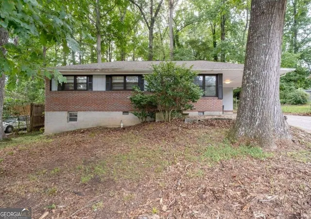 Photo 2 of Single family home for sale at 4642 Bartlett Rd, Forest Park, GA 30297 | MLS# 10814109 | Listing updated on 2026-08-11