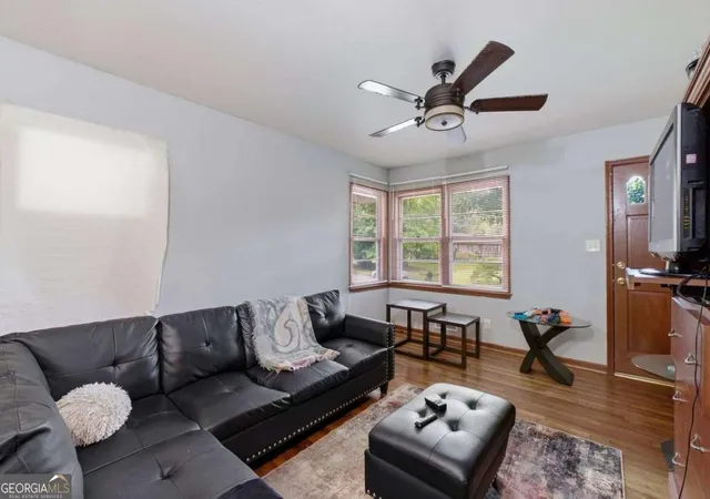 Photo 4 of Single family home for sale at 4642 Bartlett Rd, Forest Park, GA 30297 | MLS# 10814109 | Listing updated on 2026-08-11