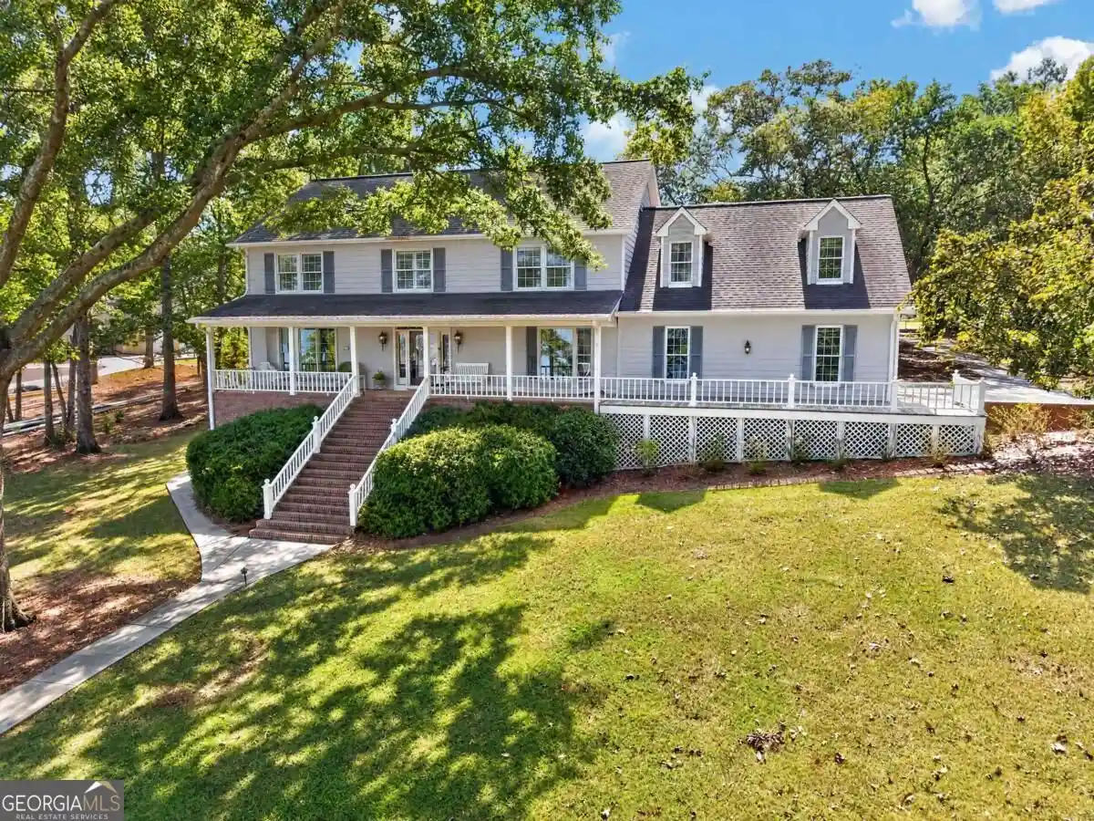 Photo 1 of Single family home for sale at 100 Bradford Dr, Eatonton, GA 31024 | MLS# 10855874 | Listing updated on 2026-10-14