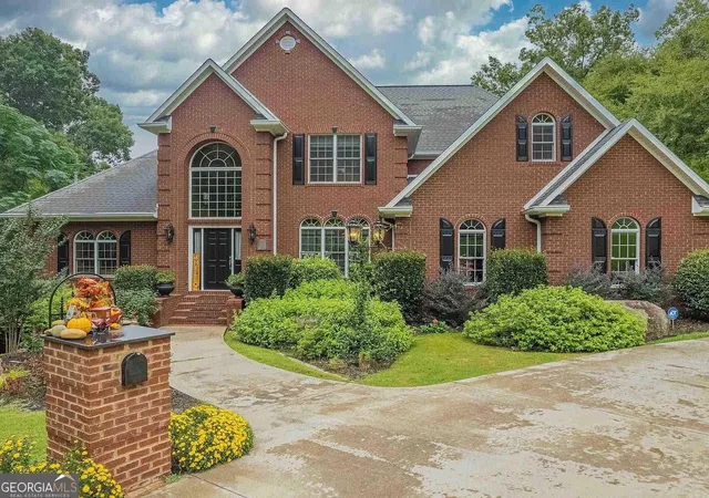 1st image of 1818 Stoney Crest Dr, Elberton, GA 30635 | MLS# 10817506