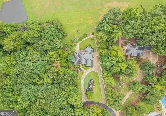 2nd image of 1818 Stoney Crest Dr, Elberton, GA 30635 | MLS# 10817506
