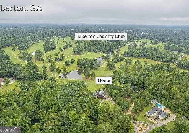 Photo 3 of Single family home for sale at 1818 Stoney Crst Dr, Elberton, GA 30635 | MLS# 10817506 | Listing updated on 2026-08-16