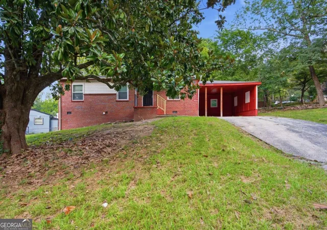 2nd image of 3754 Clovis Ct Nw, Atlanta, GA 30331 | MLS# 10829119