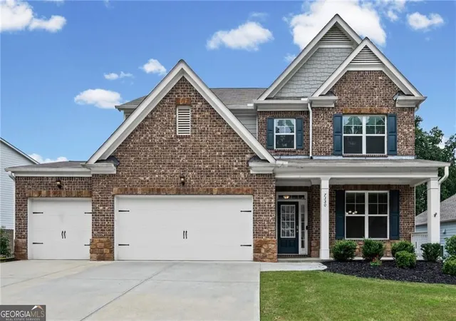 Photo 2 of Single family home for sale at 7350 Rambling Vale, Cumming, GA 30028 | MLS# 10805825 | Listing updated on 2026-09-08