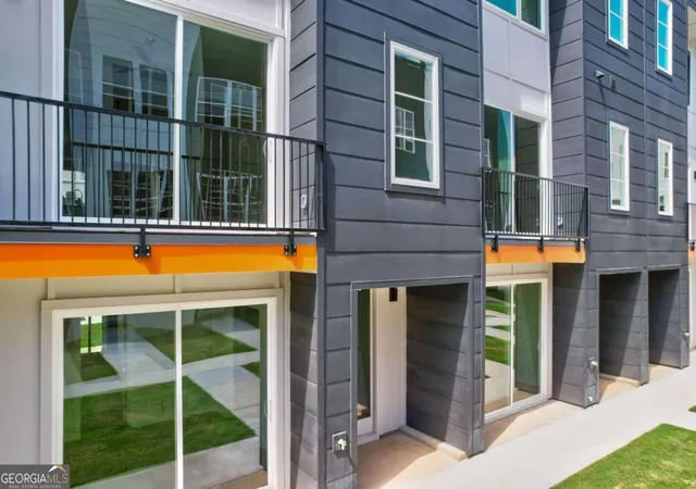 Photo 2 of Townhouse for sale at 1641 Mcnaught Dr #35, Atlanta, GA 30317 | MLS# 10648808 | Listing updated on 2026-06-07