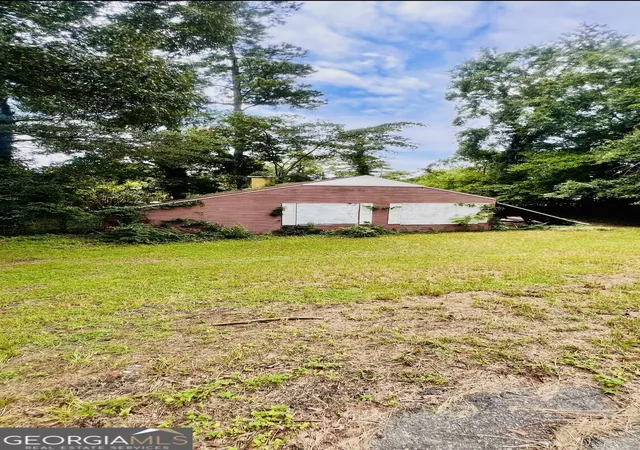 Photo 3 of Single family home for sale at 615 Sommer St Ne, Aiken, SC 29801 | MLS# 10827837 | Listing updated on 2026-08-18