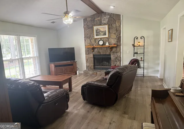 3rd image of 124 Greenbriar Trl, Lagrange, GA 30241 | MLS# 10809467