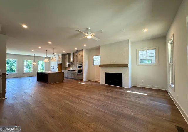 Photo 3 of Sale Pending at 1917 Repose Dr, Atlanta, GA 30341 | MLS# 10790731 | Listing updated on 2026-10-03