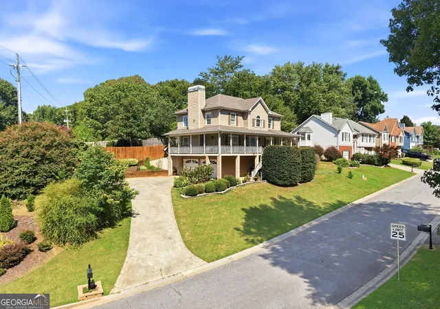 Photo 4 of Single family home for sale at 4251 Joshua Wy Nw, Kennesaw, GA 30144 | MLS# 10835734 | Listing updated on 2026-09-12