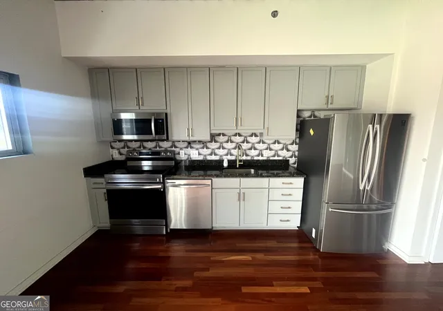 Photo 4 of Condo for sale at 620 Glen Iris Dr Ne #509, Atlanta, GA 30308 | MLS# 10806207 | Listing updated on 2026-09-17
