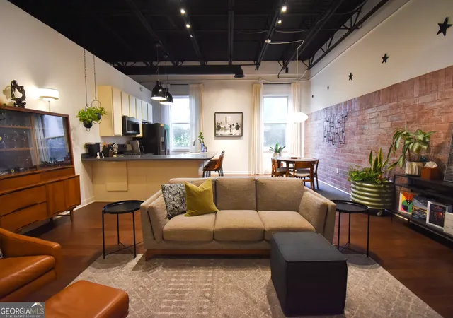 Photo 3 of Sale Pending at 5097 Peachtree Rd #C, Atlanta, GA 30341 | MLS# 10801659 | Listing updated on 2026-10-04