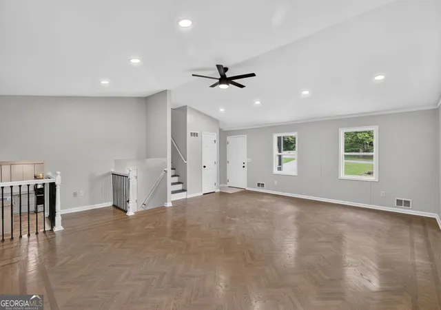 Photo 3 of Sale Pending at 707 Cristy Ln, Woodstock, GA 30188 | MLS# 10822647 | Listing updated on 2026-08-22
