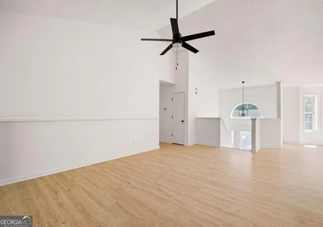 Photo 3 of Single family home for sale at 2620 Abbotts Glen Dr NW, Acworth, GA 30101 | MLS# 10820284 | Listing updated on 2026-10-08