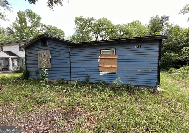 Photo 1 of Single family home for sale at 921 Magnolia Dr, Macon, GA 31217 | MLS# 10775778 | Listing updated on 2026-06-15