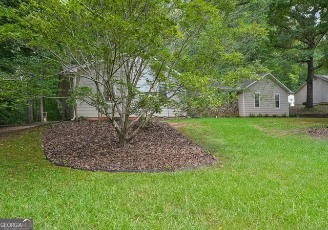 Photo 2 of Single family home for sale at 185 Starrs Ml Dr, Senoia, GA 30276 | MLS# 10803606 | Listing updated on 2026-09-04