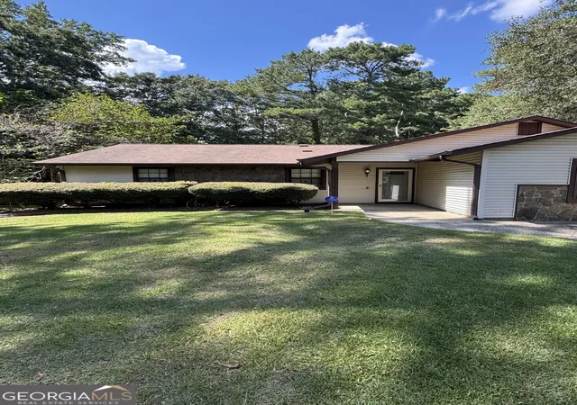 Photo 1 of Single family home for sale at 9323 Forest Knoll Dr, Jonesboro, GA 30238 | MLS# 10836905 | Listing updated on 2026-10-29