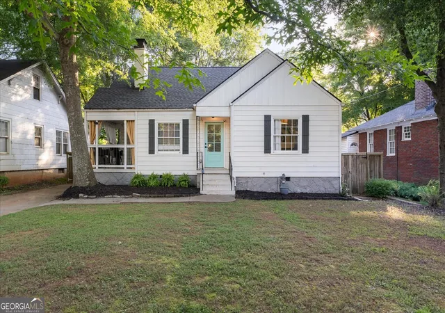 Photo 1 of Single family home for sale at 1547 Melrose Dr Sw, Atlanta, GA 30310 | MLS# 10821906 | Listing updated on 2026-09-17