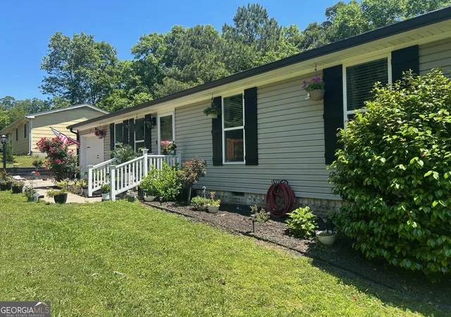 Photo 3 of Single family home for sale at 391 Oak Tree Rd, Ringgold, GA 30736 | MLS# 10661767 | Listing updated on 2026-07-24