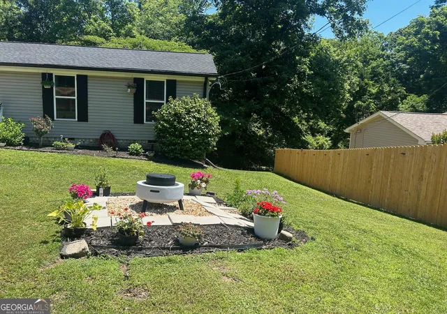 Photo 3 of Single family home for sale at 391 Oak Tree Rd, Ringgold, GA 30736 | MLS# 10661767 | Listing updated on 2026-07-24