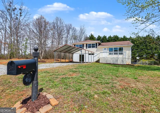 Homes for sale in Demorest, GA | 140 Kim Loop, Demorest, GA 30535 | MLS# 10718806