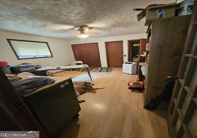 Photo 4 of Single family home for sale at 221 Brantley Rd, Warner Robins, GA 31093 | MLS# 10820631 | Listing updated on 2026-09-07