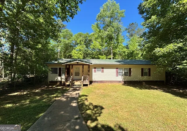 2nd image of 110 Oconee Dr, Sparta, GA 31087 | MLS# 10770485