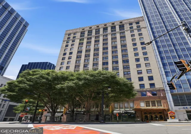 2nd image of 32 Peachtree St Nw #703, Atlanta, GA 30303 | MLS# 10818054