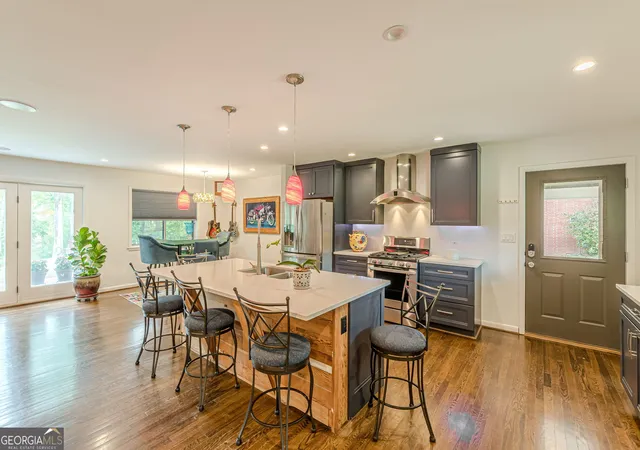 3rd image of 3499 Fairway Dr, Atlanta, GA 30337 | MLS# 10818393
