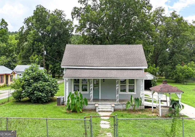 2nd image of 227 Newcomb St, Rockmart, GA 30153 | MLS# 10808028
