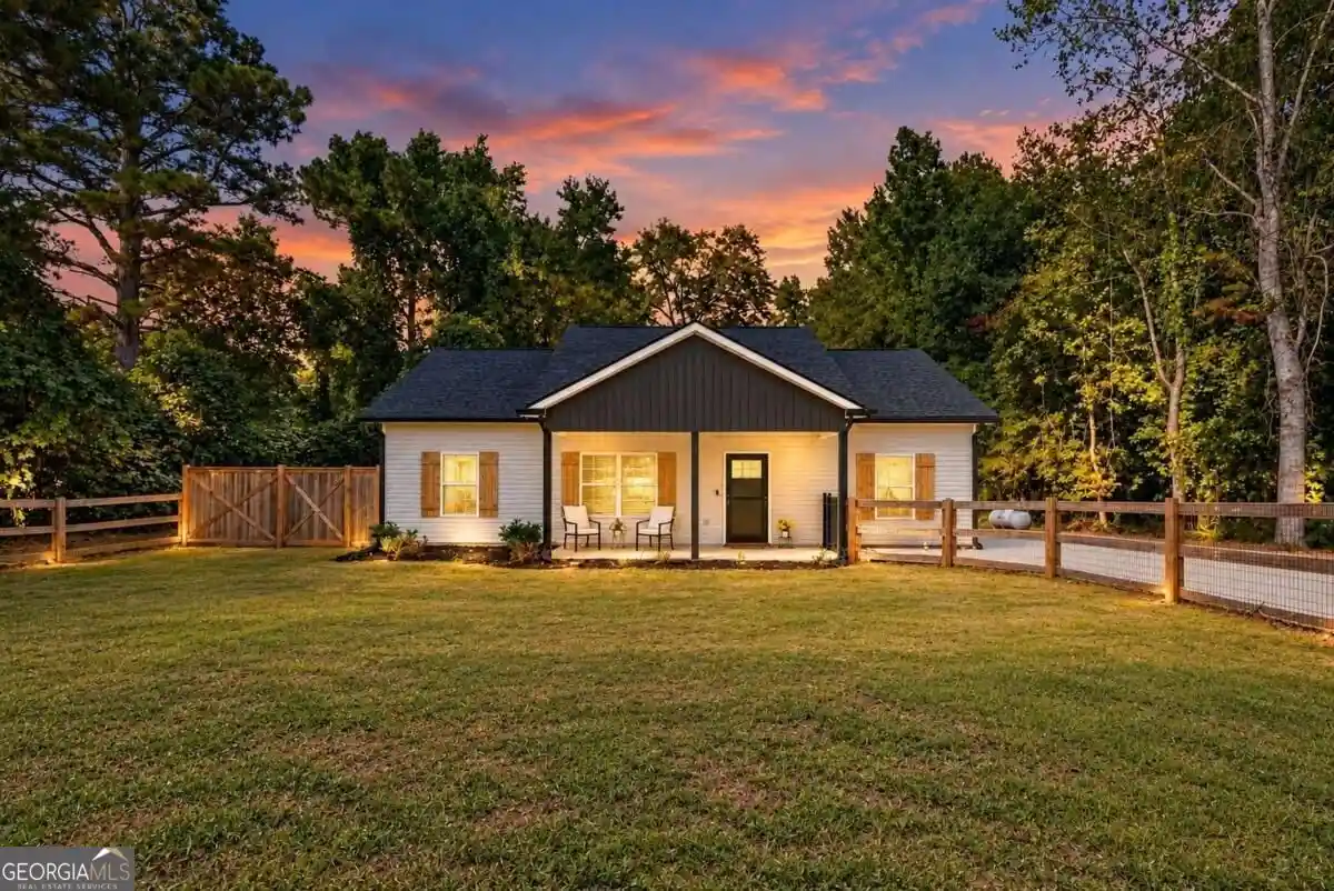 Photo 1 of Single family home for sale at 372 Mcgarity Rd, Temple, GA 30179 | MLS# 10878515 | Listing updated on 2026-10-25