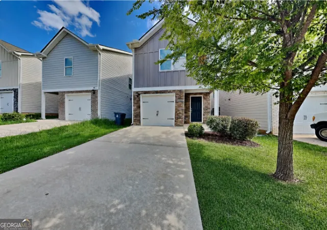 1st image of 1083 Ne Benfield Ridge West Ct, Conyers, GA 30012 | MLS# 10812114