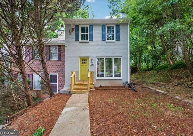 Photo 1 of Sale Pending at 2780 Northwood Court Court Sw, Marietta, GA 30060 | MLS# 10548489 | Listing updated on 2025-11-16