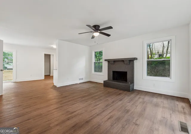 Photo 2 of Sale Pending at 2780 Northwood Court Court Sw, Marietta, GA 30060 | MLS# 10548489 | Listing updated on 2025-11-16