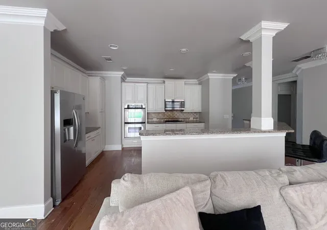 2nd image of 7945 Highland Blf, Sandy Springs, GA 30328 | MLS# 10831074