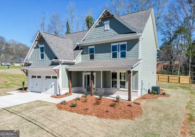 Homes for sale in Commerce, GA | 929 Lakeview, Commerce, GA 30529 | MLS# 10722149