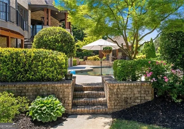 3rd image of 2725 Drayton Hall Dr, Buford, GA 30519 | MLS# 10758701