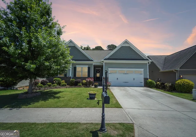 Photo 1 of Single family home for sale at 4601 Sweetwater Dr, Gainesville, GA 30504 | MLS# 10768414 | Listing updated on 2026-09-23