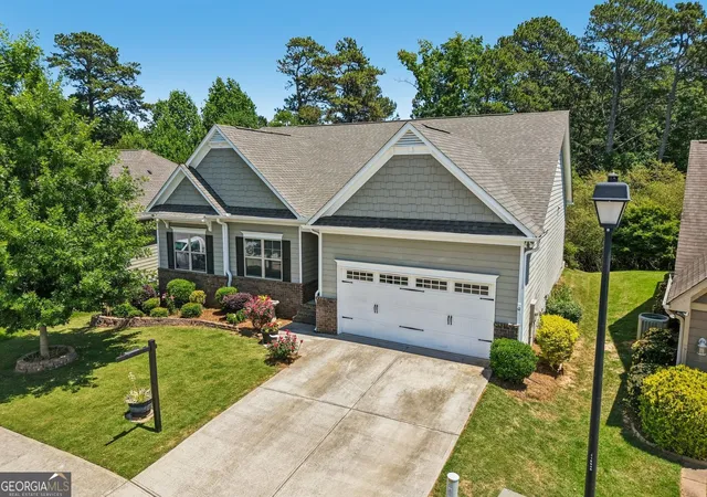 Photo 2 of Single family home for sale at 4601 Sweetwater Dr, Gainesville, GA 30504 | MLS# 10768414 | Listing updated on 2026-09-23