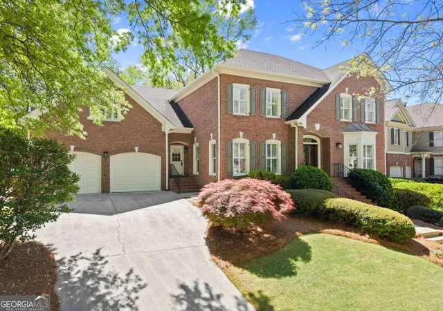 2nd image of 960 Allen Lake Ln, Suwanee, GA 30024 | MLS# 10829730