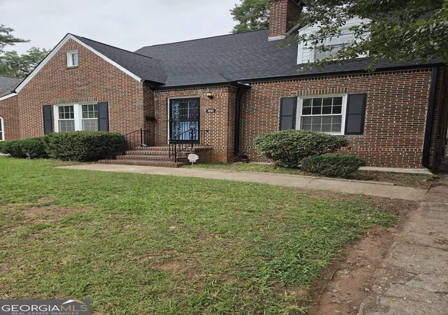 Photo 1 of Sale Pending at 509 Shannon Dr Sw, Atlanta, GA 30310 | MLS# 10813042 | Listing updated on 2026-08-20