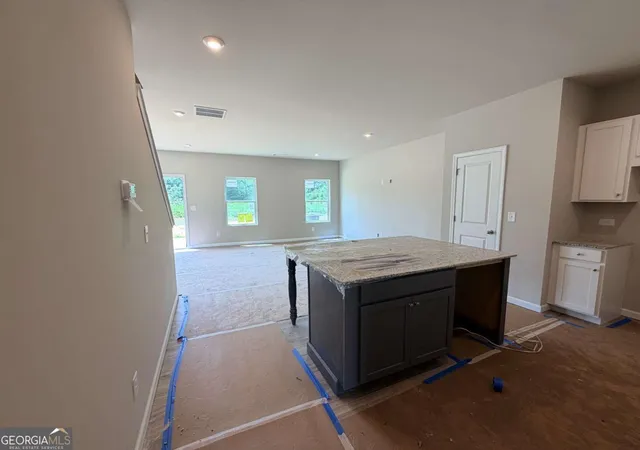 Photo 4 of Townhouse for sale at 321 Rolling Green Rd, Adairsville, GA 30103 | MLS# 10823485 | Listing updated on 2026-10-06