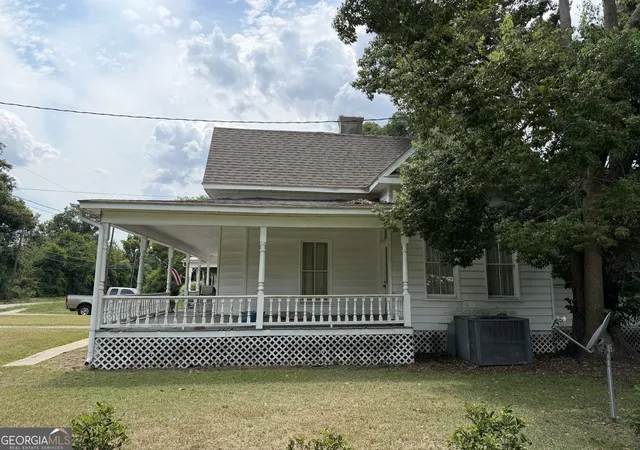 Photo 3 of Single family home for sale at 506 River St, Valdosta, GA 31601 | MLS# 10815921 | Listing updated on 2026-08-27