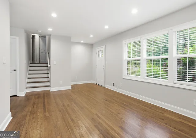 Photo 3 of Single family home for sale at 2590 Mcglynn Dr, Decatur, GA 30034 | MLS# 10772097 | Listing updated on 2026-10-05