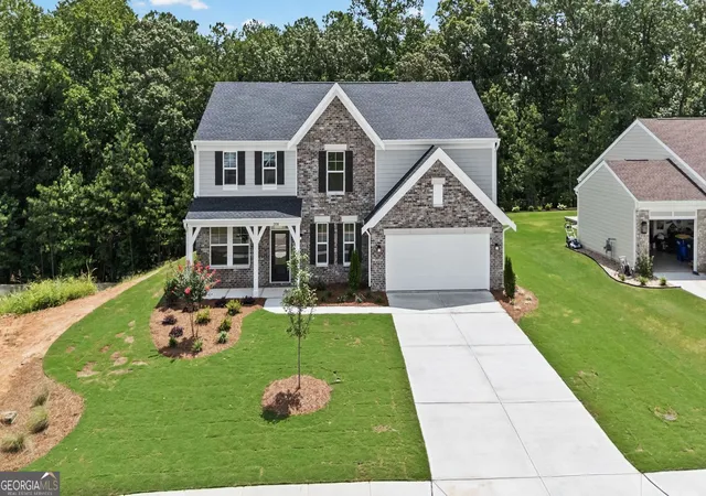 Photo 3 of Sale Pending at 208 Pickens Bluff Ln, Hiram, GA 30141 | MLS# 10823790 | Listing updated on 2026-09-18