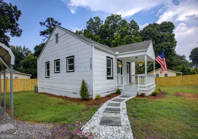 2nd image of 7107 Geiger St Nw, Covington, GA 30014 | MLS# 10799383