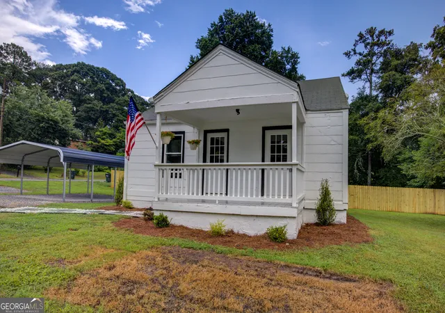 3rd image of 7107 Geiger St Nw, Covington, GA 30014 | MLS# 10799383