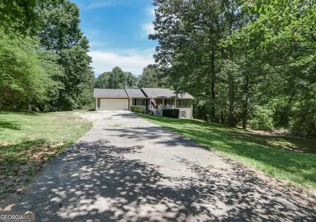 2nd image of 5361 Hog Mountain Rd, Flowery Branch, GA 30542 | MLS# 10754512