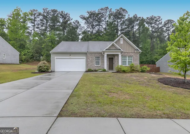 Homes for sale in Douglasville, GA | 7210 Ashley Falls Ct, Douglasville, GA 30134 | MLS# 10800152