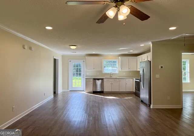 Photo 3 of Single family home for sale at 3442 Wildwood Ave, Patterson, GA 31557 | MLS# 10813907 | Listing updated on 2026-08-11