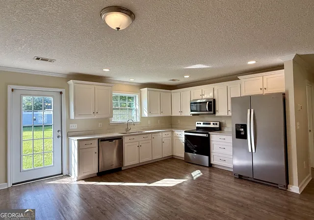 Photo 4 of Single family home for sale at 3442 Wildwood Ave, Patterson, GA 31557 | MLS# 10813907 | Listing updated on 2026-08-11